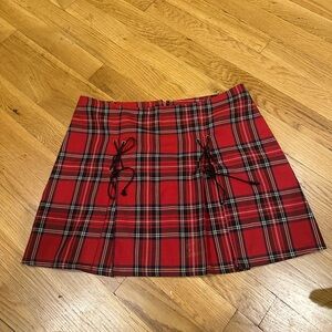 Plaid tartan red mini skirt